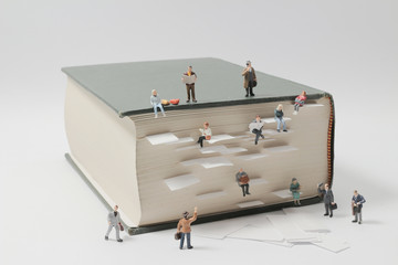 大学课堂如何在书上做好笔记——四色笔记法