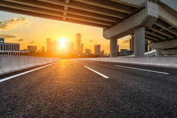 大学课堂如何在书上做好笔记——四色笔记法